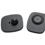 Tag RF quadrato nero