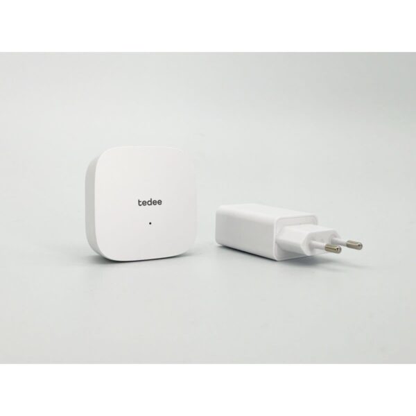 Tedee Bridge Wi-Fi set europeo con alimentatore tipo C/E/F