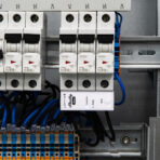 Shelly 3EM-63T Gen3- Contascatti Elettr. Misuratore Energia Wi-Fi Trifase/Monofa. Colore bianco - immagine 6