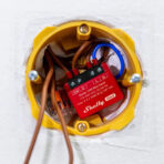 Shelly Mini 1PM Gen3 - Smart Relay 8A AC WiFi/BT/Matter + PM. Colore rosso - immagine 4