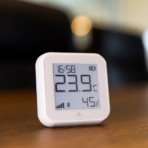 Shelly Sensore Temperat&Umid Wi-Fi + Bluet con display Gen3 Bianco. Colore bianco - immagine 4