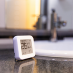 Shelly Sensore Temperat&Umid Wi-Fi + Bluet con display Gen3 Bianco. Colore bianco - immagine 6