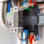 Shelly Pro 2PM - IP Smart Relay DIN 2ch. LAN/WiFi/BT + PM. Colore nero - immagine 4
