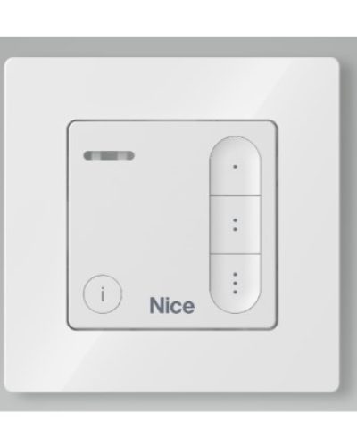 DOMIW3C -- 000 (50646)